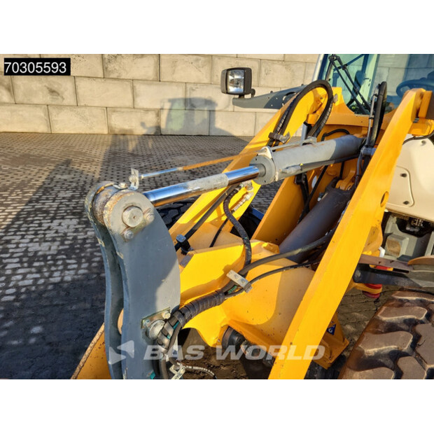 2016 ليبهير L508C-44990410