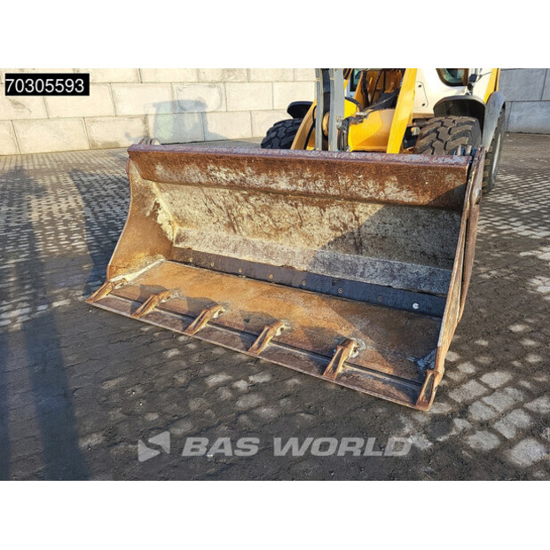 2016 ليبهير L508C-44990416