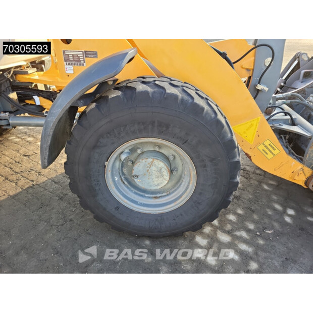 2016 ليبهير L508C-44990435