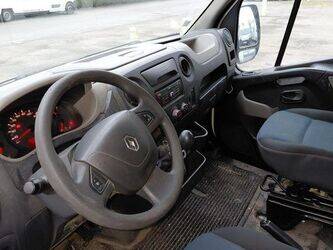 2017-renault-master-1406148-45004274