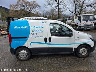 2016-peugeot-bipper-1406160-45004427