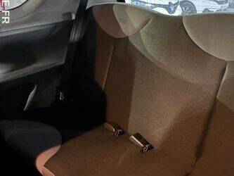 2011-citroen-c1-1406164-45004475