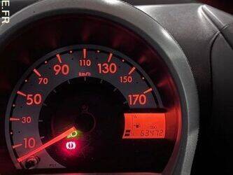 2011-citroen-c1-1406164-45004478