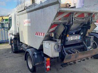 2008-renault-maxity-1406166-45004487