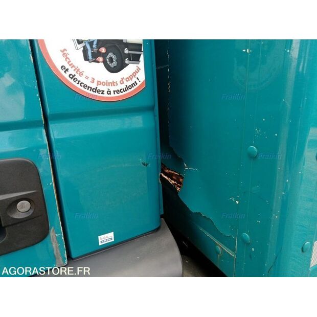 2014 ايفكو 120E18-45004517