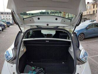 2018-renault-zoe-1406170-45004527