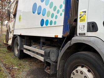 2003-renault-premium-1406172-45004542