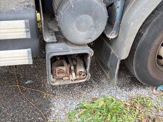 2003-renault-premium-1406172-45004545