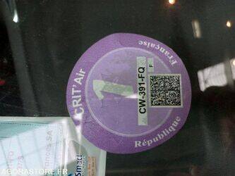 2013-peugeot-208-1406174-45004582