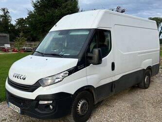 Image de Fourgonnettes 2019 Iveco Daily 35S18 À vendre à Belgique