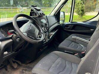 2019-iveco-daily-35s18-1406179-45004622