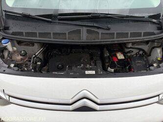 2019-citroen-jumpy-1406193-45004791