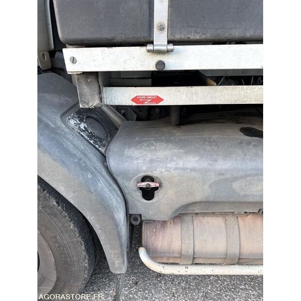 2002 Renault PREMIUM-45004882