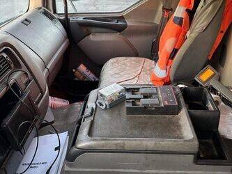 2002-renault-premium-1406198-45004889