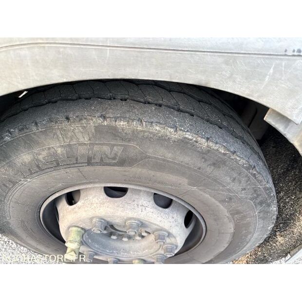 2002 Renault PREMIUM-45004894