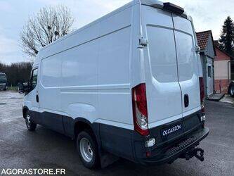 2018-iveco-35c14-1406199-45004907