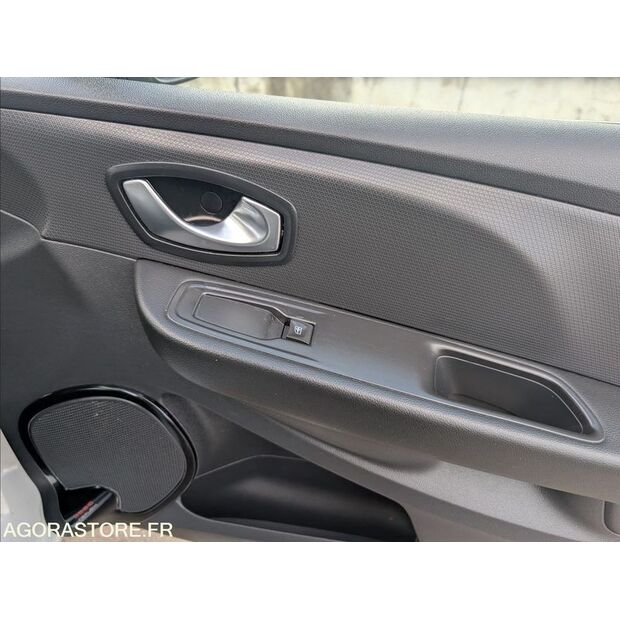 2017 Renault CLIO IV-45004920