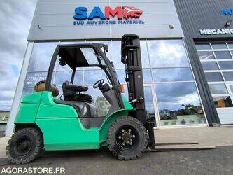 Image for 2011 MITSUBISHI FG25N