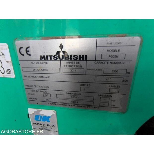 2011 ميتسوبيشي FG25N-45004953