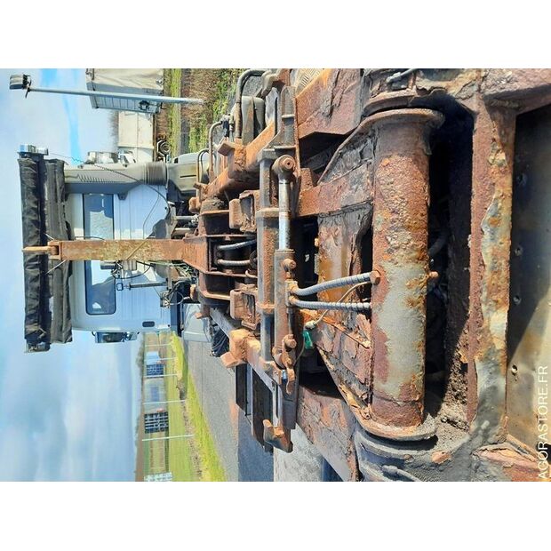 2007 مرسيدس بنز 1833-45005129