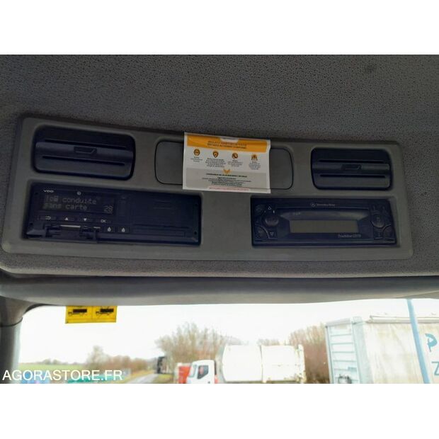 2007 مرسيدس بنز 1833-45005136