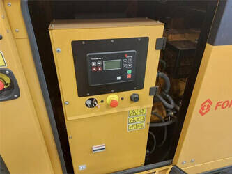 2017-caterpillar-de33e0-1406255-45005835