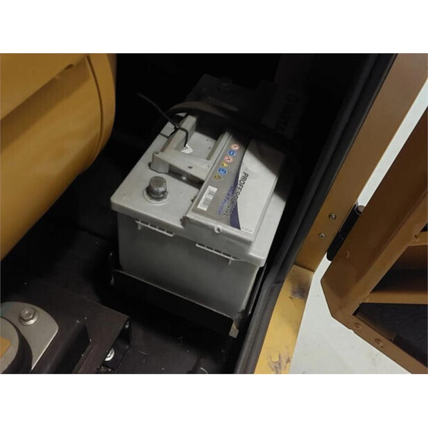 2017 Caterpillar DE33E0-45005837