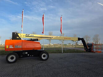 صورة ل رافعة سلة تلسكوبية 2025 جيه ال جي 860SJ