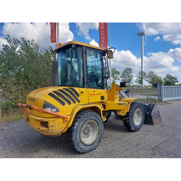 2013 فولفو L30B PRO-45005903