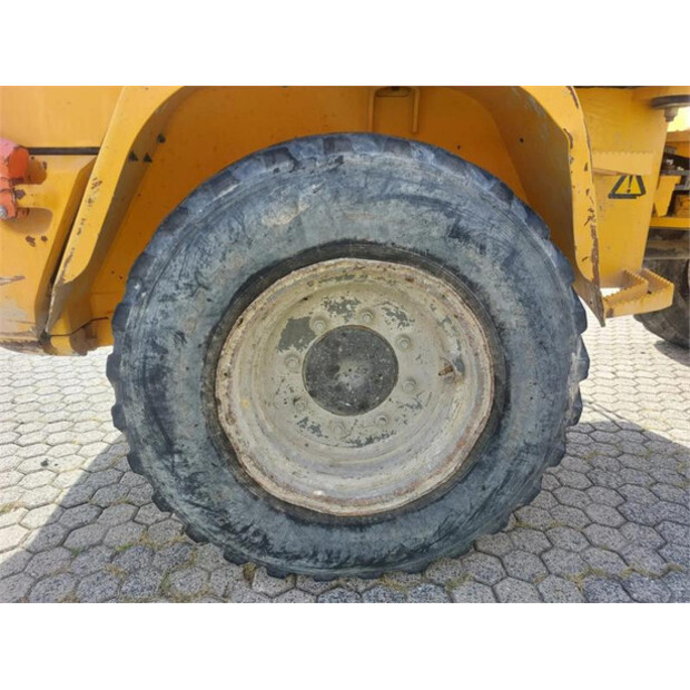 2013 فولفو L30B PRO-45005909