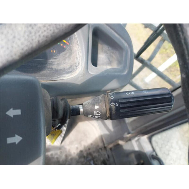 2013 فولفو L30B PRO-45005915