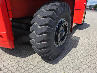 2000-kalmar-dcb32-roro-1406280-45006084