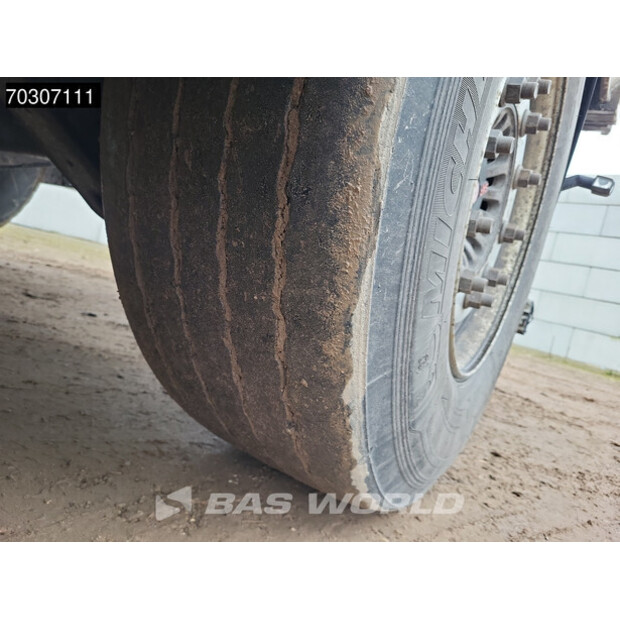 2015 بينالو BEN-45006527