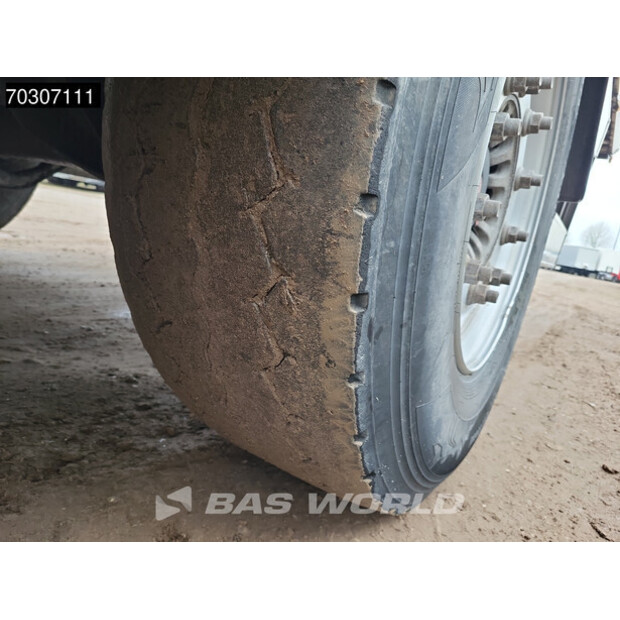 2015 بينالو BEN-45006530