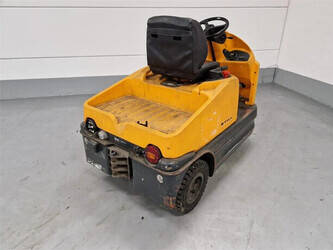 2011-still-r06-1406347-45007065