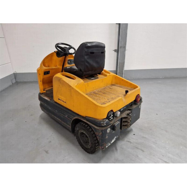 2011 Still R06-45007066