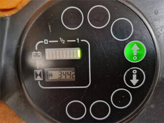 2011-still-r06-1406347-45007068