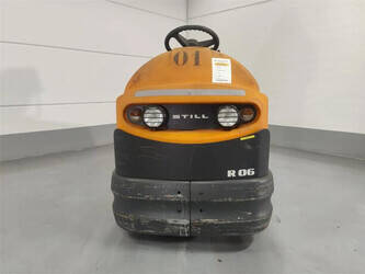 2004-still-r06-1406348-45007074