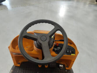 2004-still-r06-1406348-45007078