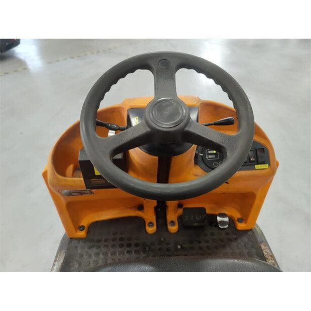 2002 Still R06-45007087