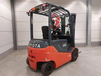 2020-toyota-8fbmkt25-1406359-45007181