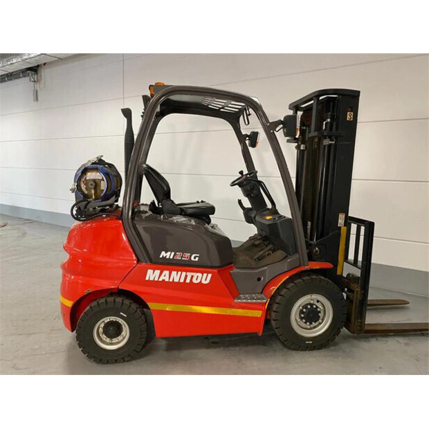 2017 مانيتو MI25G-45007253