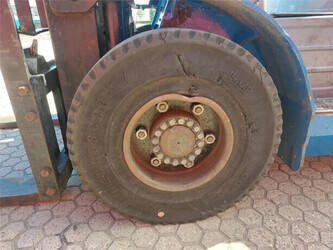 2010-mitsubishi-fg50cn-1406367-45007271