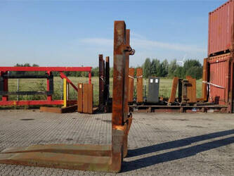 other-others-1406378-45007366