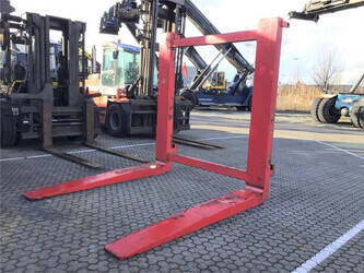 other-others-1406379-45007368