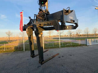 صورة ل مرفقات 2012 كالمار OTHERS للبيع في هولندا