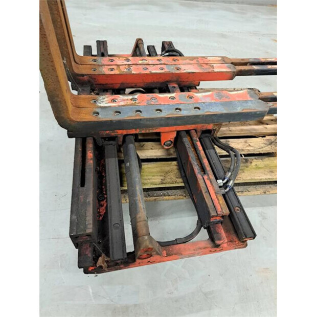 2011 كاوب 2T429-45007500