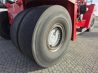 2015-kalmar-drg450-60s5-1406411-45007546