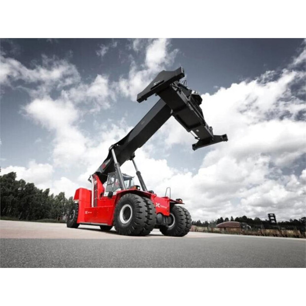 2025 KALMAR DRU450-62S5-45007659