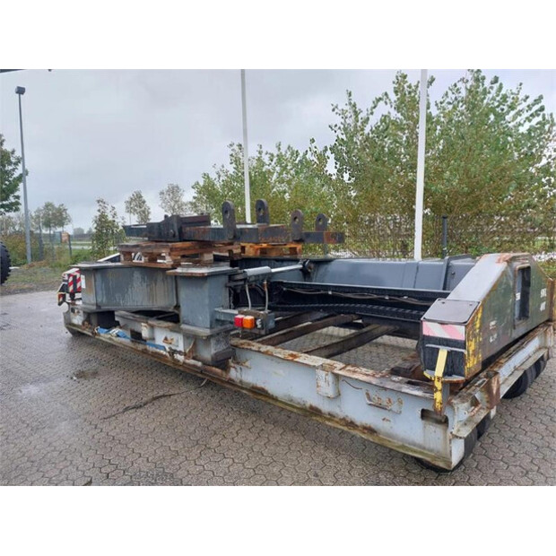 2006 CATRACOM FLT 3240-45008113